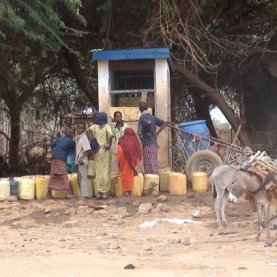 People waiting for water at borehole 11 -elwak